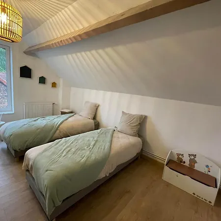Les Hirondelles Hotes 10 Personnes Bed & Breakfast Festubert